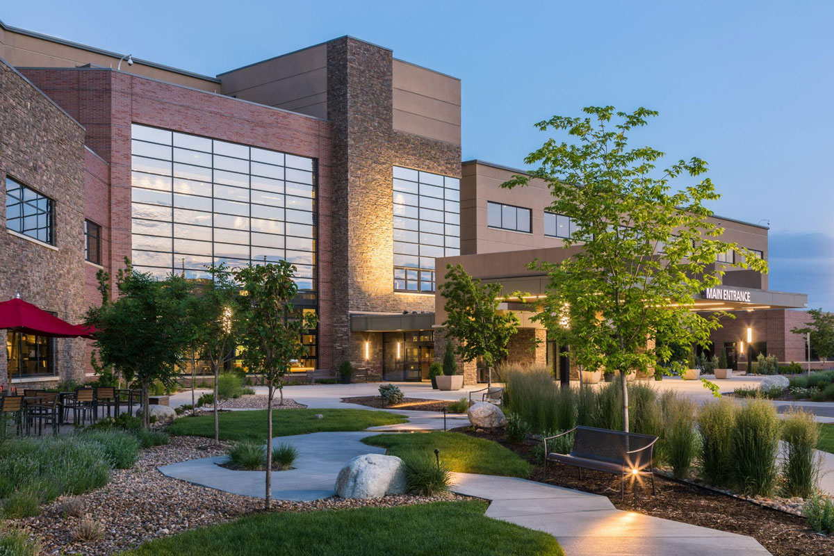 A view of the entry way of St. Anthony North main hospital building